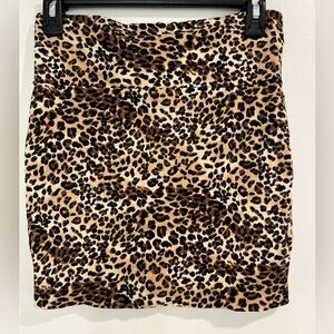 Wet Seal Woman’s Cheetah Print Mini Skirt Size Small